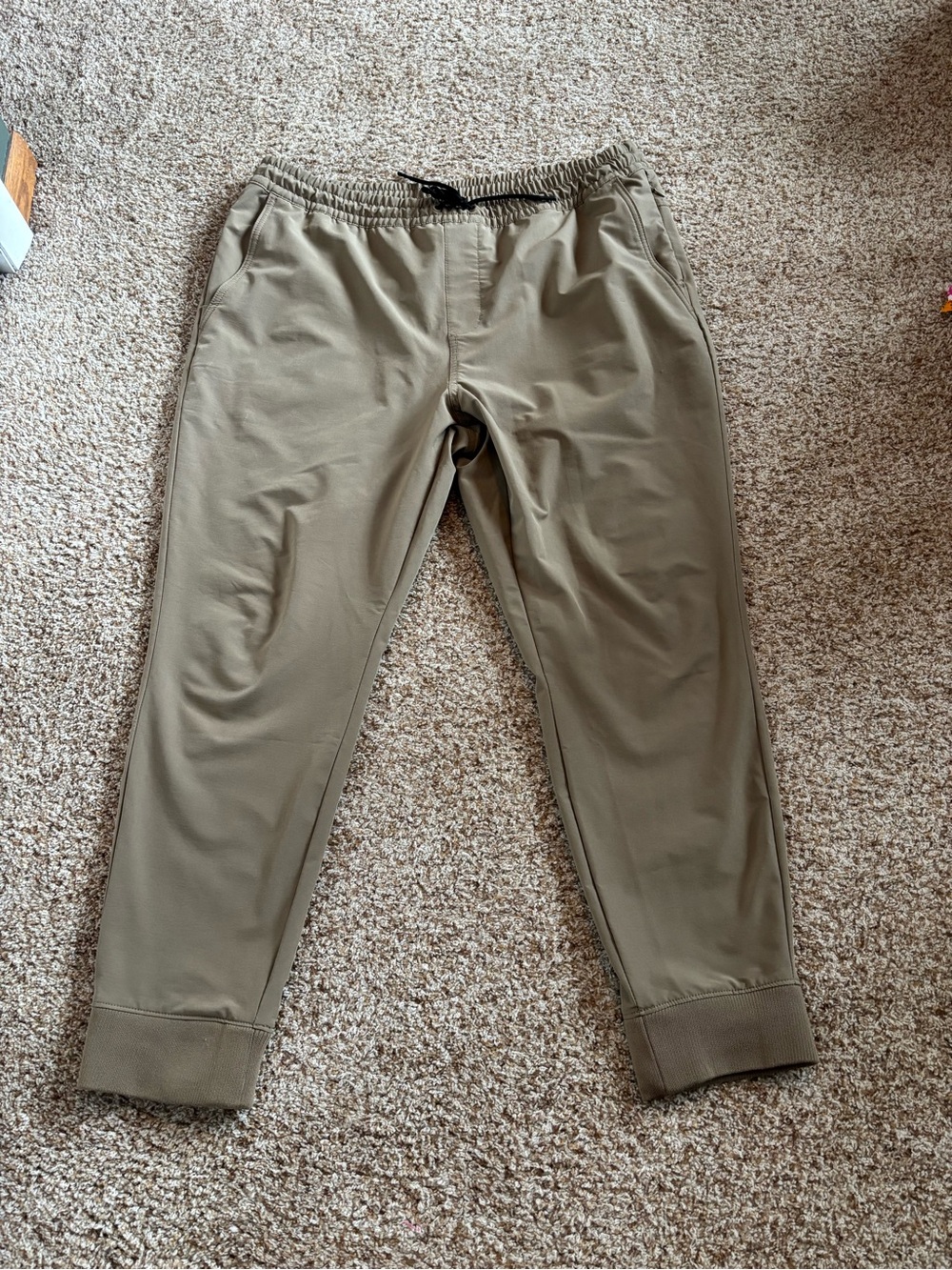 Old Navy Sand Drawstring Joggers